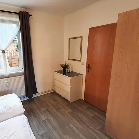Hanni, Wenige Minuten Zum Apartamento
